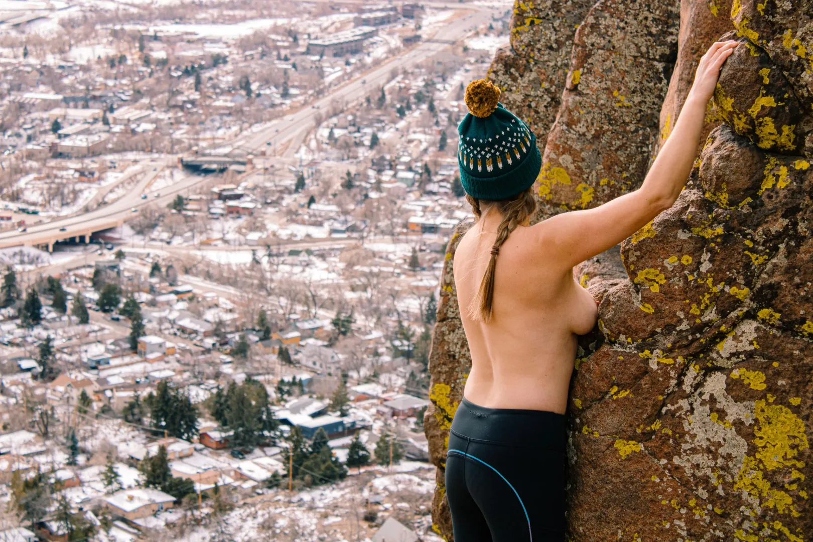 You never know what you might see on your hike (or drive to work) posted by Sunny-DD