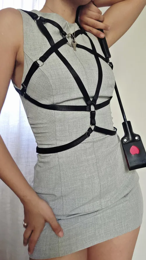 You say you admire beauty… but what you really crave is devotion to a woman so far above you that your only comfort comes from proving you know your place beneath her. by Thesultrybrat