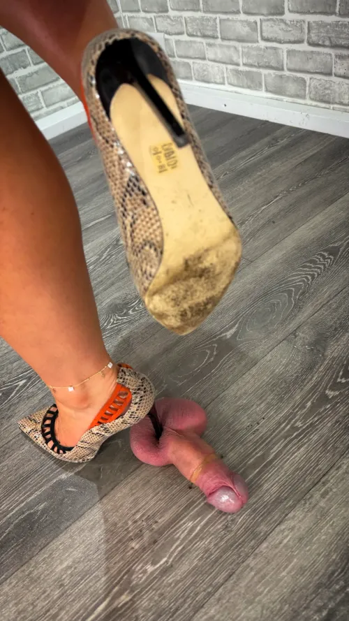 You see.... I have all the power  by Under_Amber