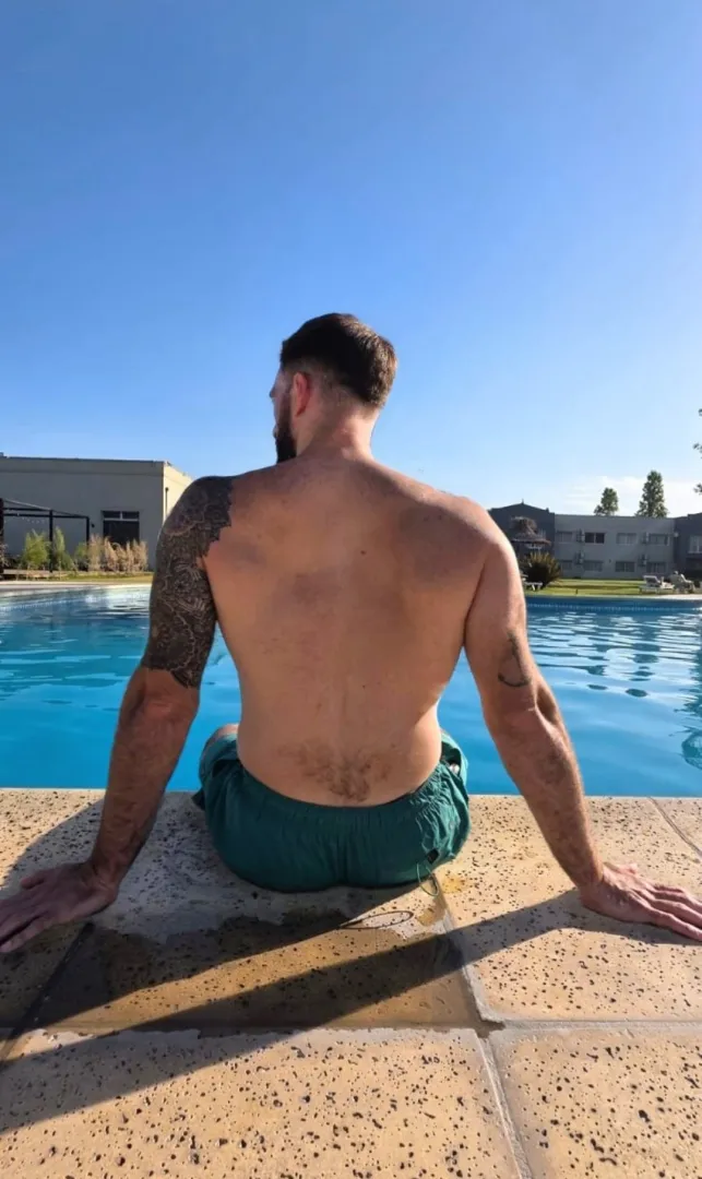 You should feel blessed to be able to serve a real man like me ‍ posted by dewolfbenjamin