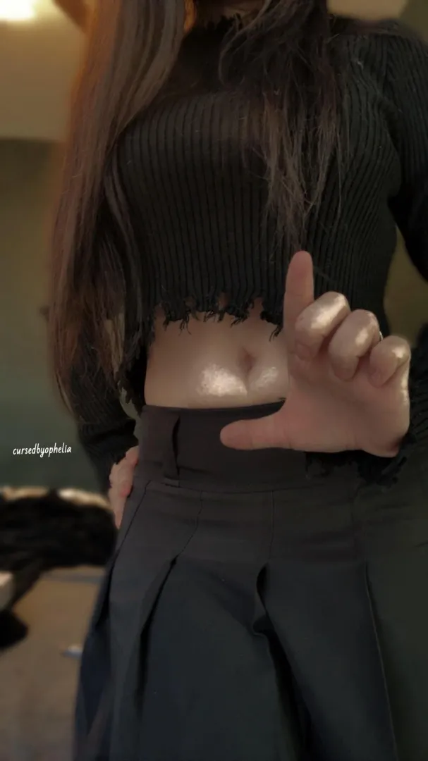 You stopped scrolling real fast, didn't you?  posted by GoddessOpheliaRose