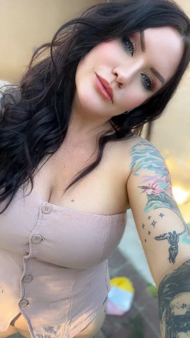 you think I'm a wild one but get me alone naked in a corn field and you're gonna get shy real quick posted by SweetNInked