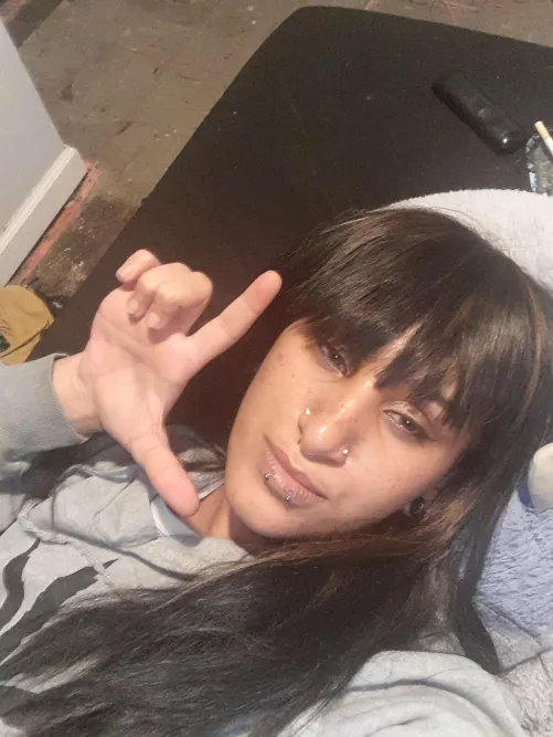 You think you matter lol? Only men do, now shut up and send by probelmxchild