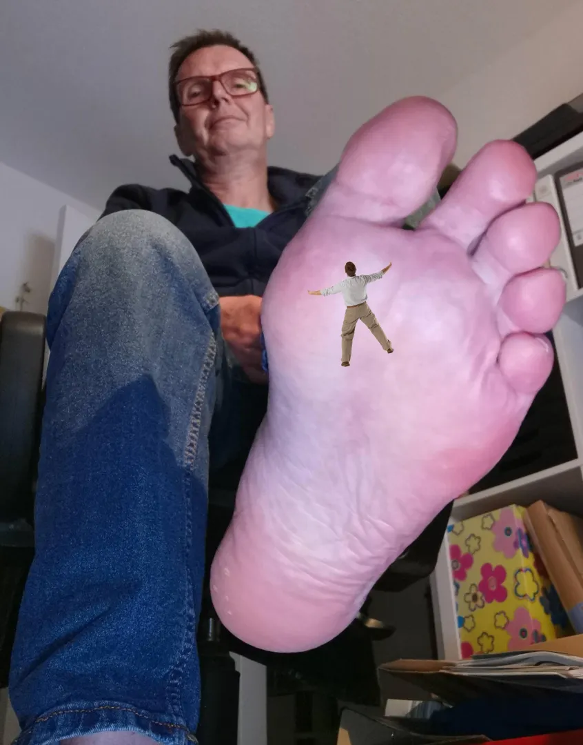 You wanna be trampled like this tiny guy ? Type me in DM posted by feetallergie1