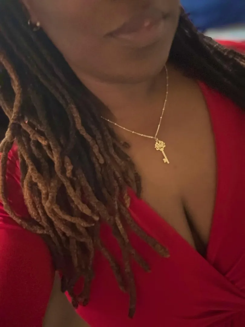 You’ll always serve a purpose for me…obviously my lifestyle requires it  posted by soleful_browniee