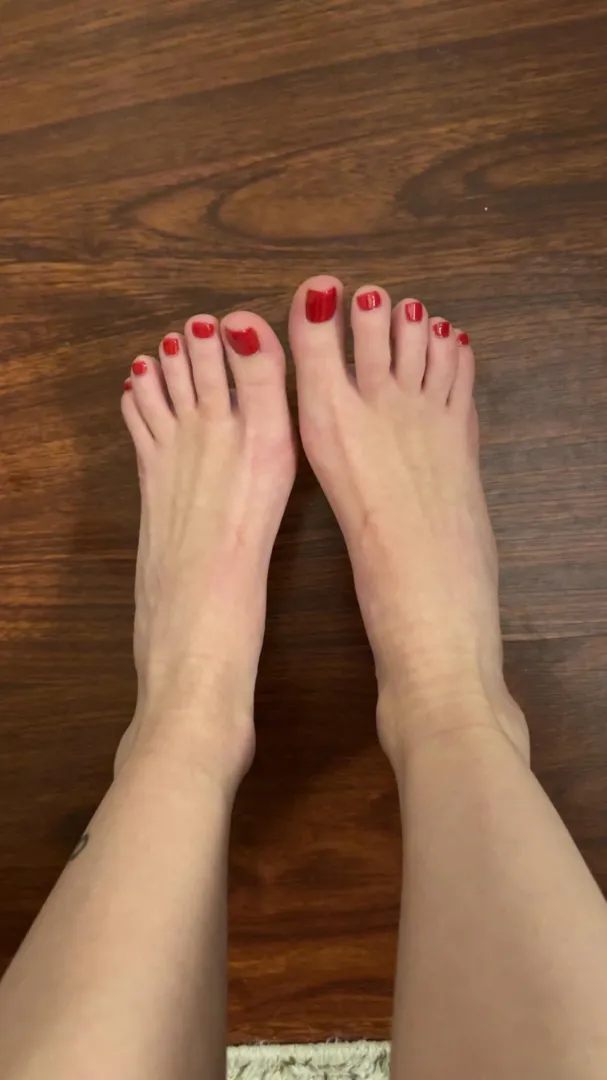You’ll never deserve my perfect feet posted by Only-Cook2267