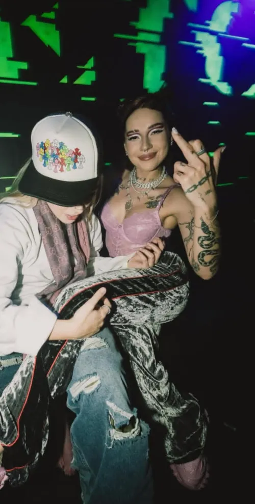 Young leosia by Apart_Expression_781