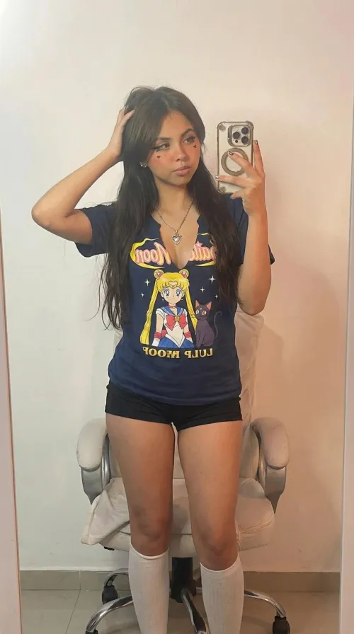 Your adorably nerdy girl next door by PeachySparkleDreams