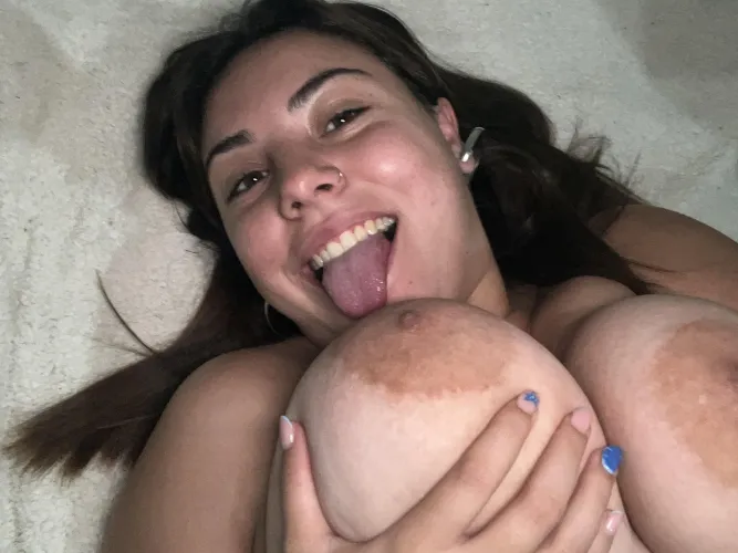 Your cum belongs right here between these cleavages by DreamyMistressx