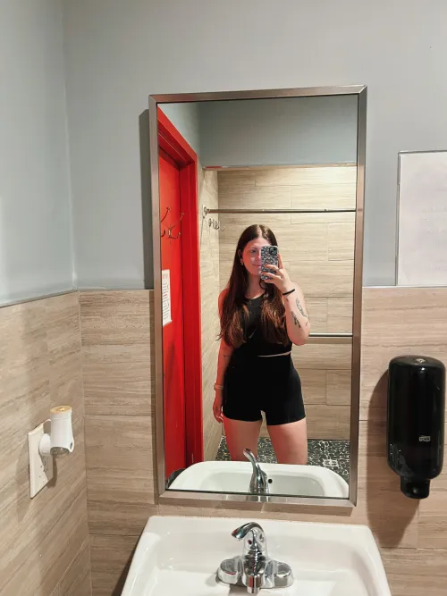 Your fav gym brat about to workout - Seeking a dedicated gym membership sub ‍↔️ by m00n_goddess_