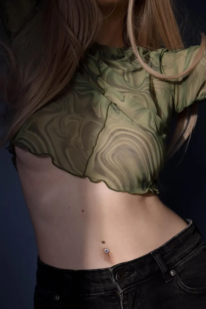 your favorite midriff  posted by buonbella