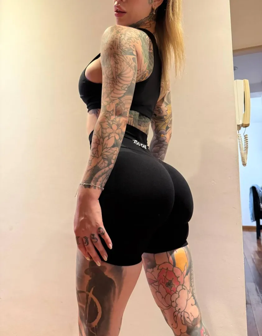 your fit latina is ready for you posted by ismiaweird