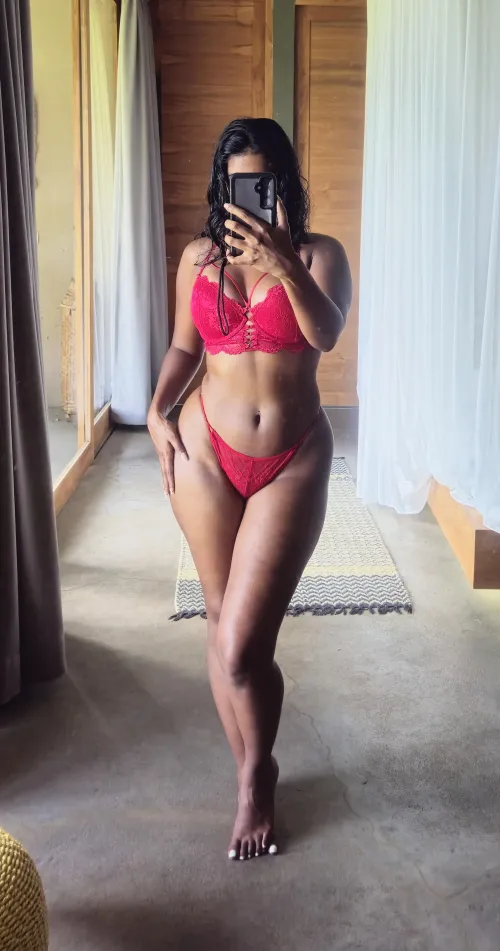 Your GF expects flowers and dinner for Valentines day.... I expect get by _marblemixx_