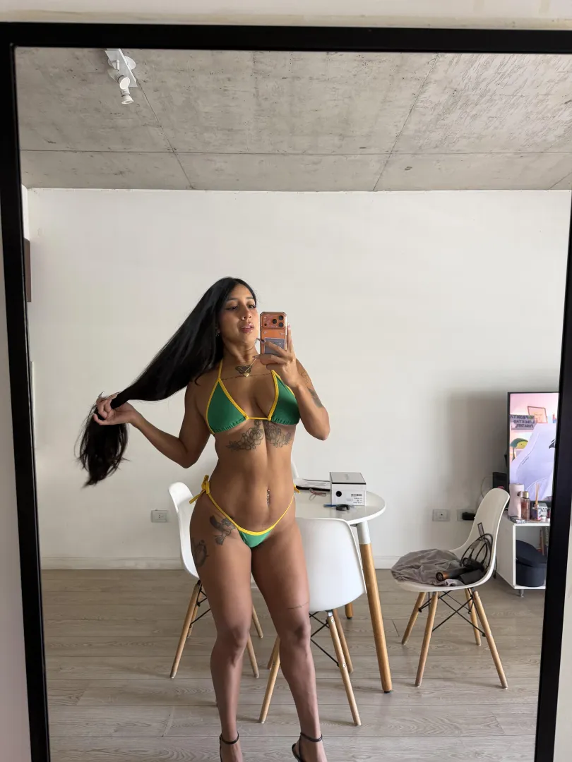 your hot brunette is waiting for u !! hurry up and suscribe posted by babygalsivip