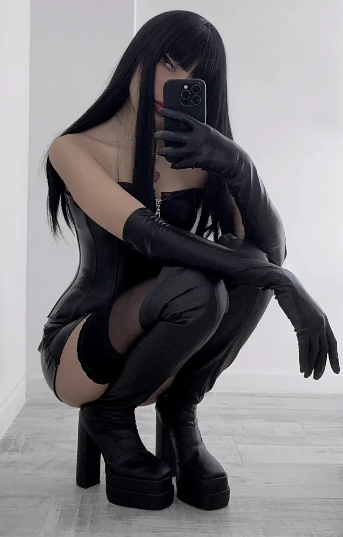 Your life was so boring before you realized your money had a higher calling. Now, every dollar you earn feels like it’s screaming to be sent my way. I’m the only interesting thing about your bank statement, and you know it. posted by obeymissanya