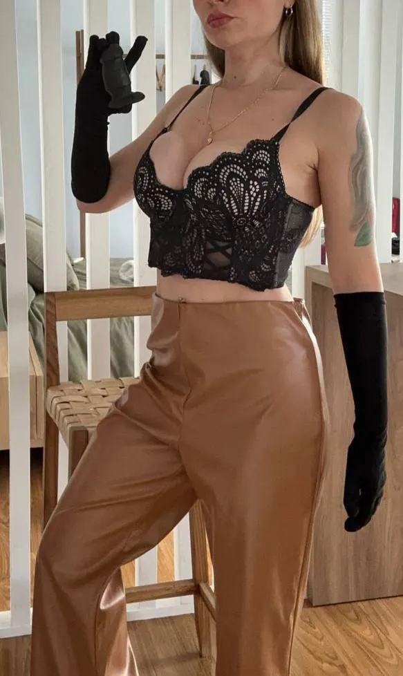 Your little thing is so pathetic posted by Goddes_moon