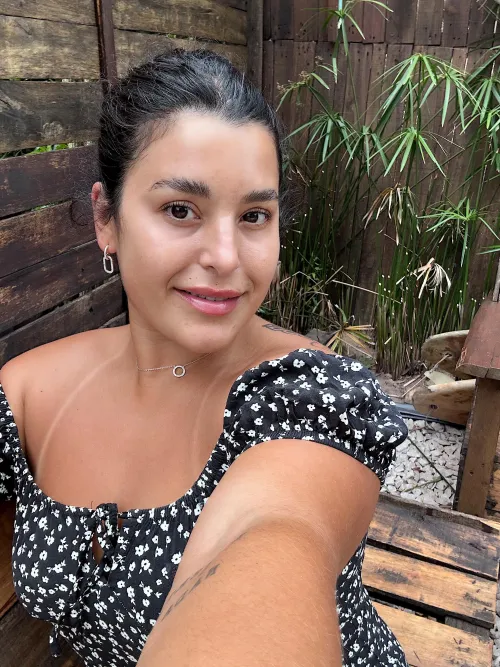 Your loneliness and I can get along just fine. I'm offering weekly girlfriend experience at a discounted price for the month of love and Cupid! by curlyydoll