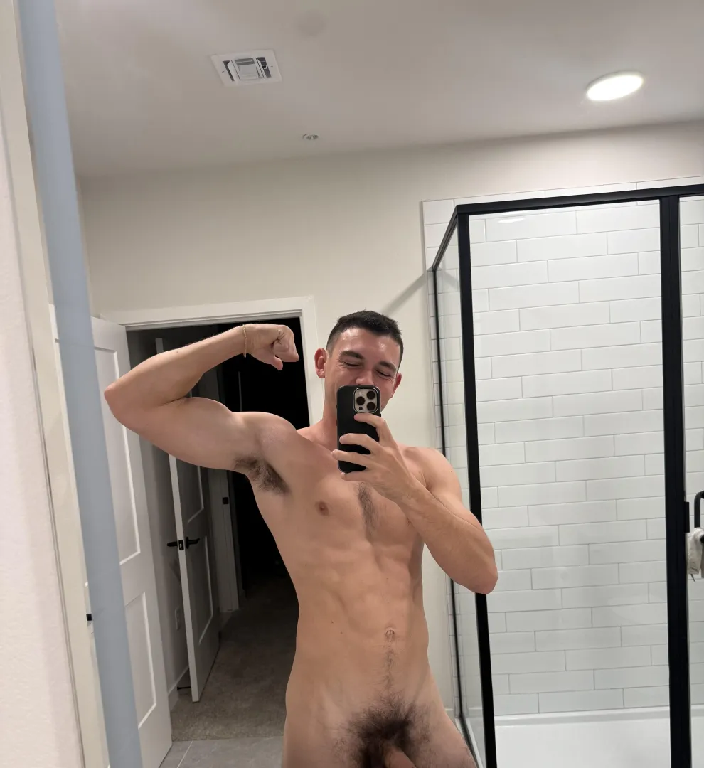 Your new gym crush posted by skyguyy22