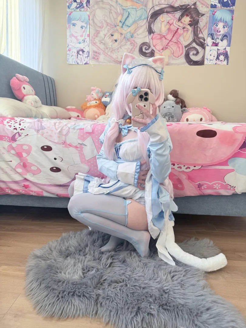 Your obedient petite freeuse kitten begging papa to come use and play with me (  ) posted by Quick_SilverElodie