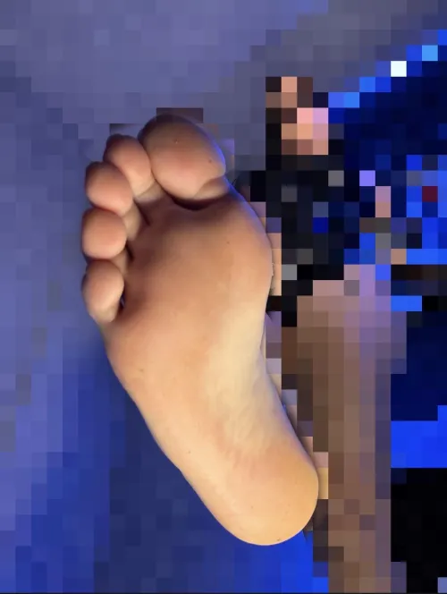 Your place is down here, worshipping my soles by yourlatingoddess1