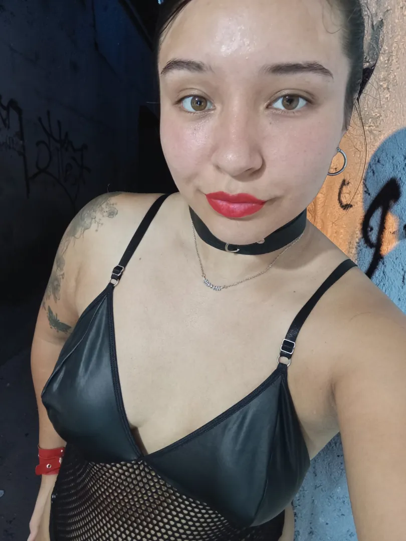 Your wife isn't that pretty posted by ImpressStandard8667