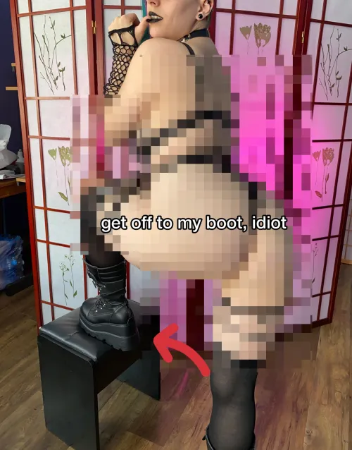 You’re gonna have to give me some cash if you ever want a chance at seeing this ass uncensored by Blue-Haze-Babe