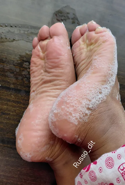 You’re gonna like it here  by Russo_dit