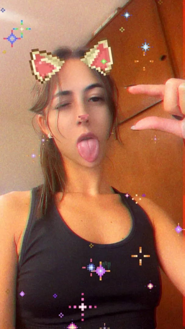 You're pathetic, and it's better if you don't drop your pant. it's soo pathetic. posted by iamsharonof