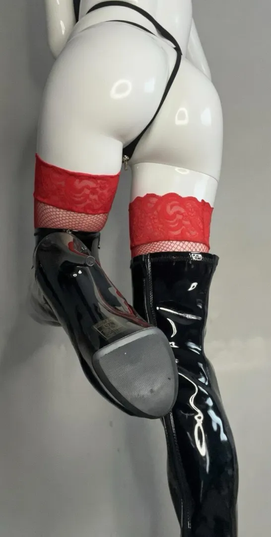 you’re pathetic for getting off to this.. posted by findom_queenbee