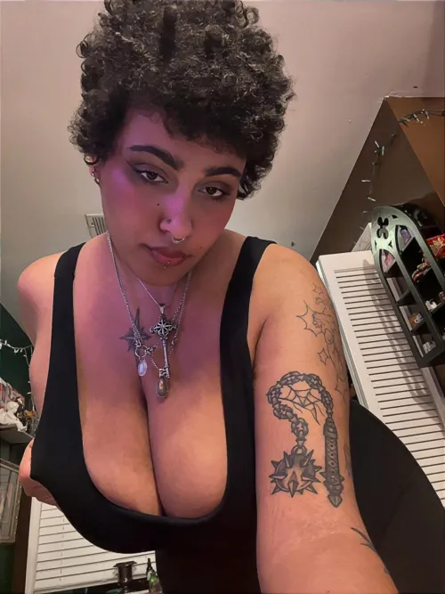 you’re relapsing tonight, whether you choose to accept it or not. by hajiworm