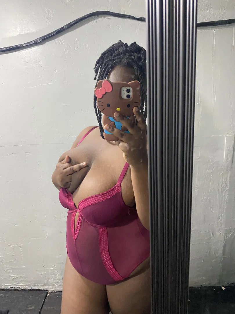 You’re welcome loser. Now thank me . posted by toesbychrissy