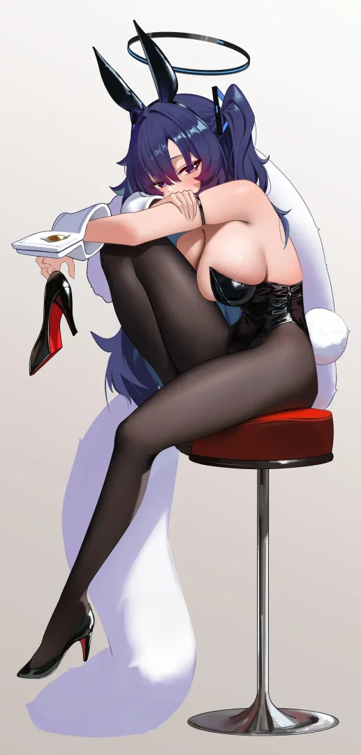 Yuuka on a chair (MCBOX「ハコ」 / MCBOX / Hakosan999) [Blue Archive] posted by elegantloveglimmer