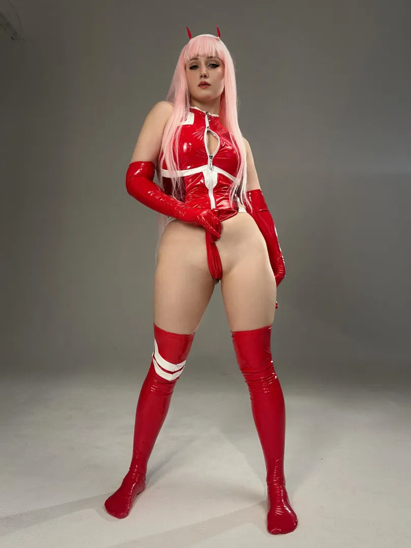 Zero Two by JyuSan posted by Jyu_San