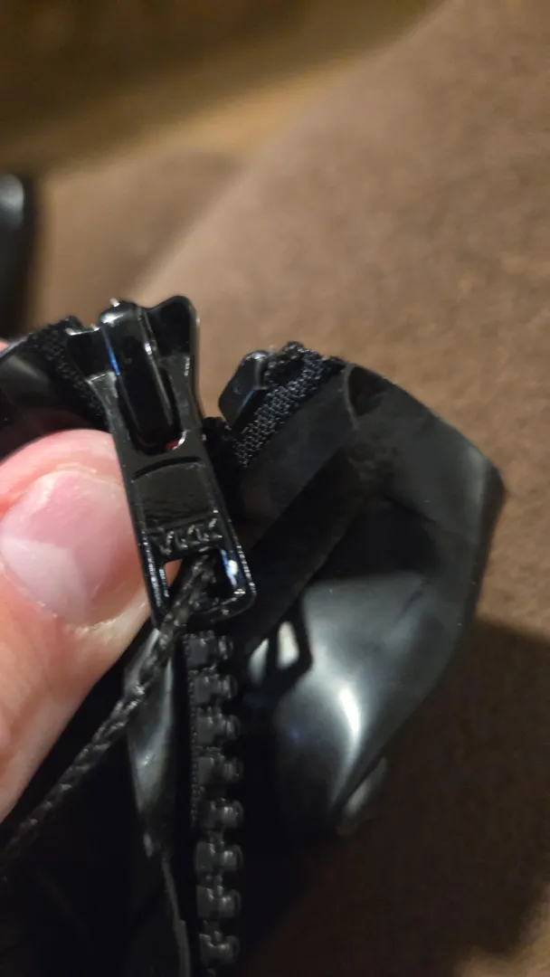 Zipper Repair? posted by coolbossdudeman1