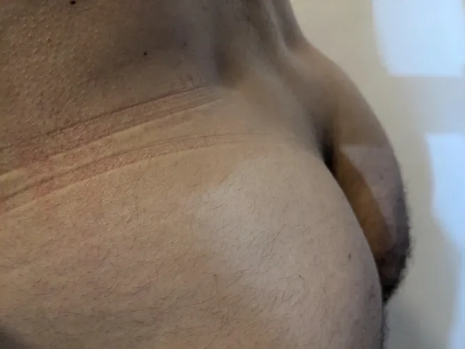 Σε ποιον αρεσει οταν αφηνει γραμμες? by Kinky_From_Greece