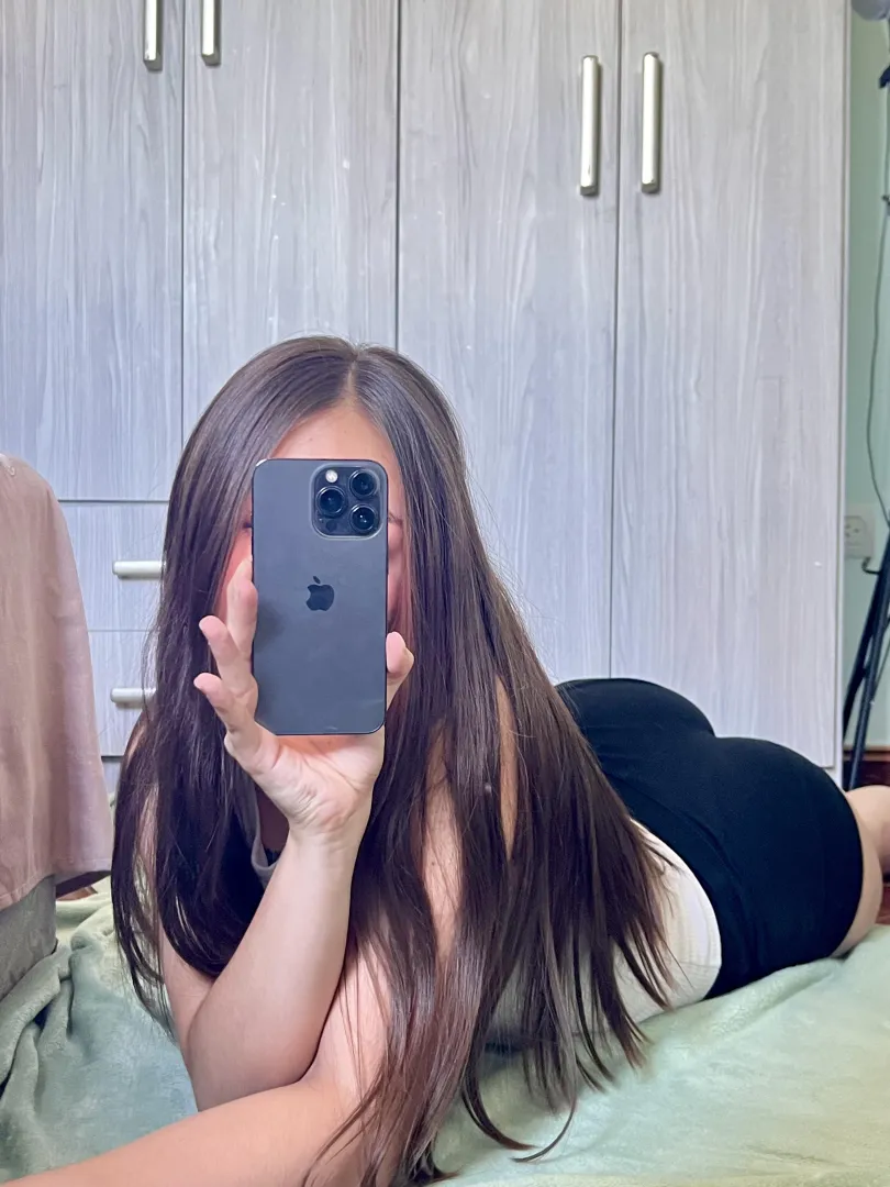 Σκίσε μου το κολάν και... βάλε την γλωσσίτσα σου μέσα  posted by nansoulini