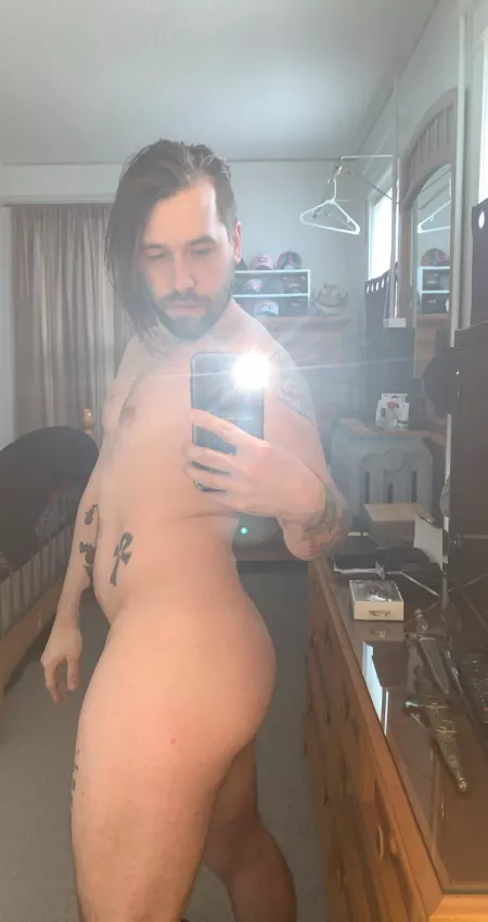 🍑✌️ by jordaxe