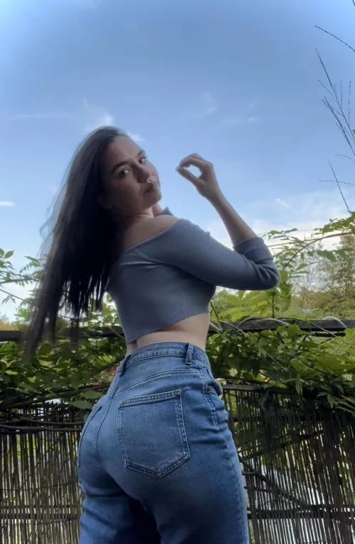 🥰 by AdventurousAd6593