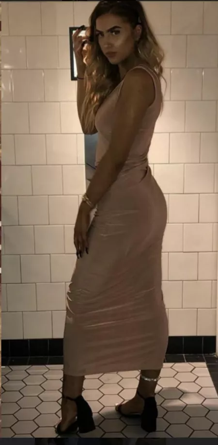 😍 by browngirllover282