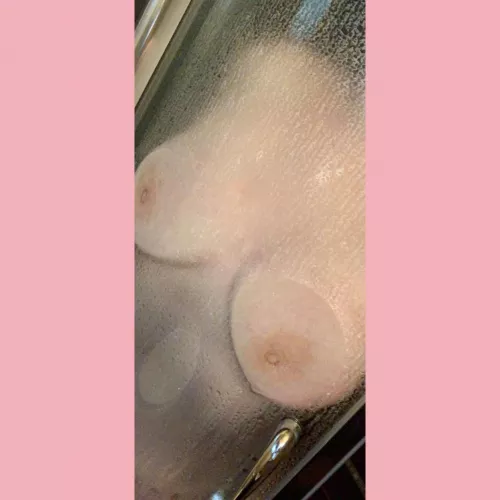 👀 by sugarmadison