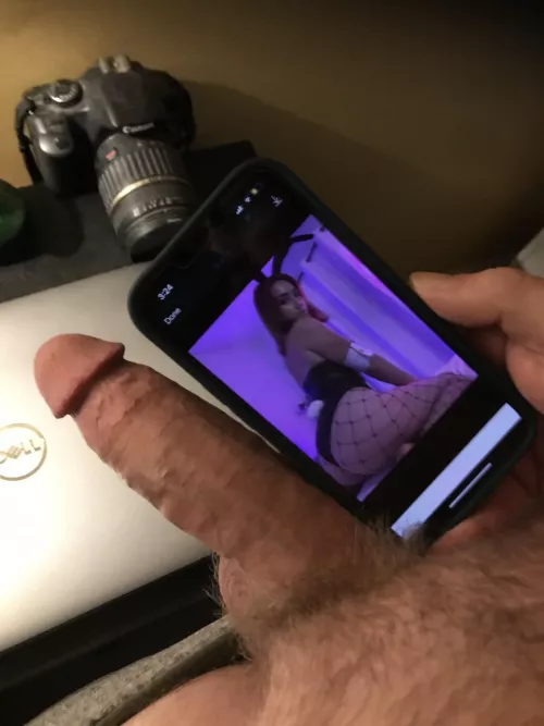 😈😈 by Throw0117