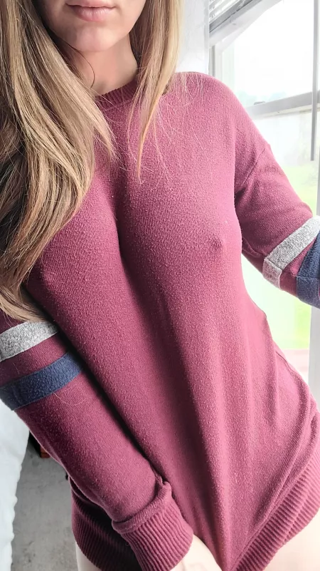 🙂 by TheMaskedBeauty_XX