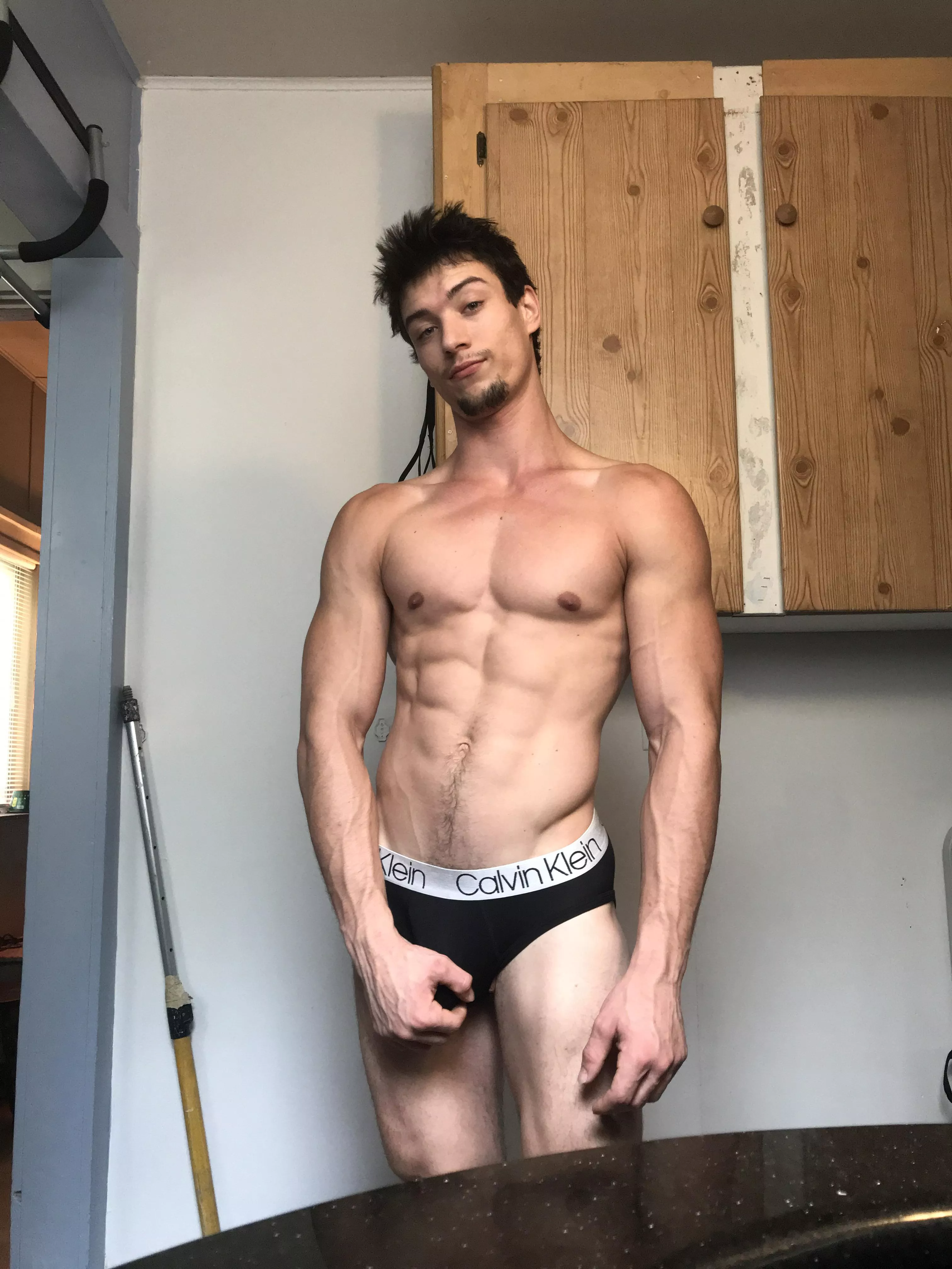 💪💪 posted by onedik1