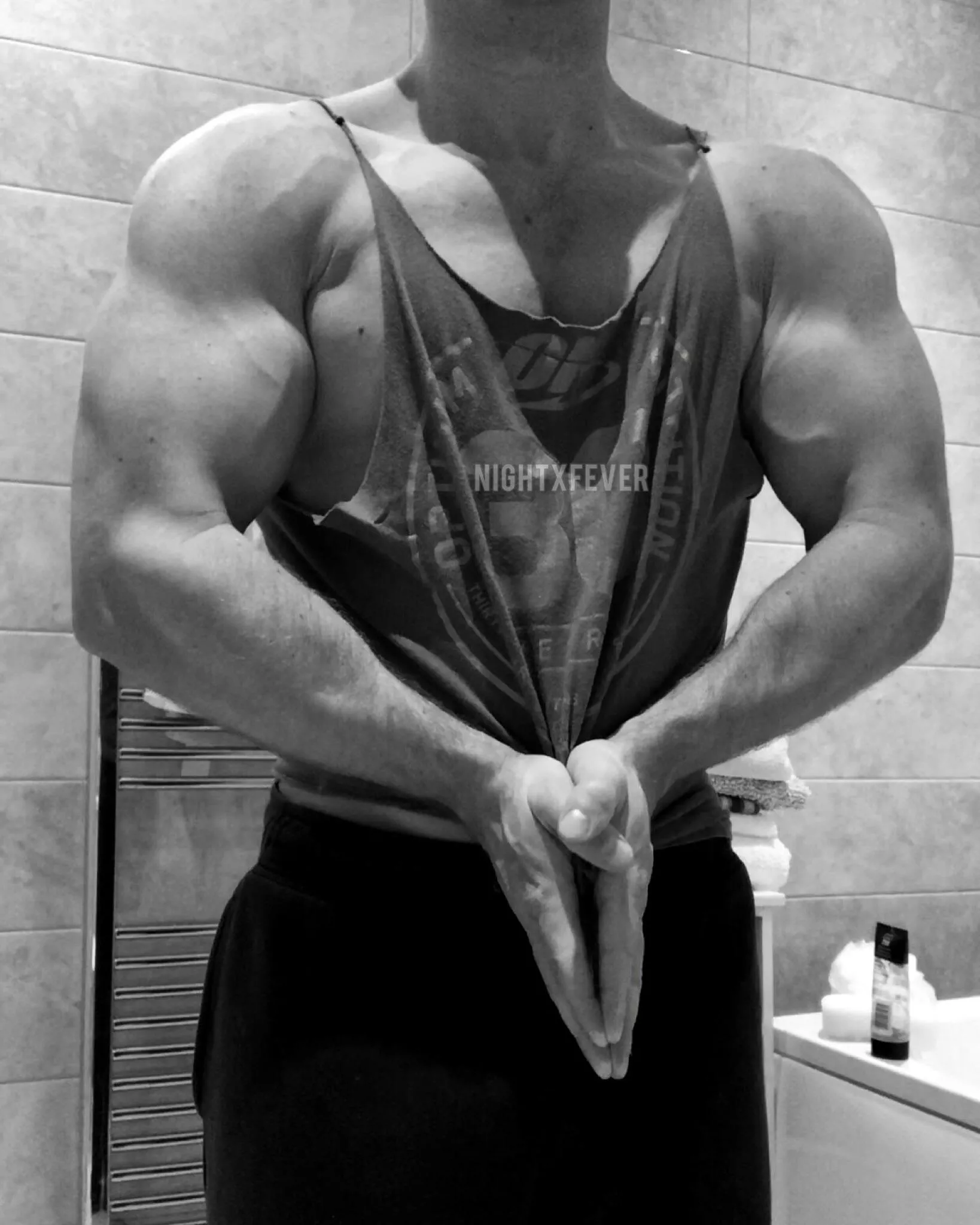 💪 posted by NightxFever