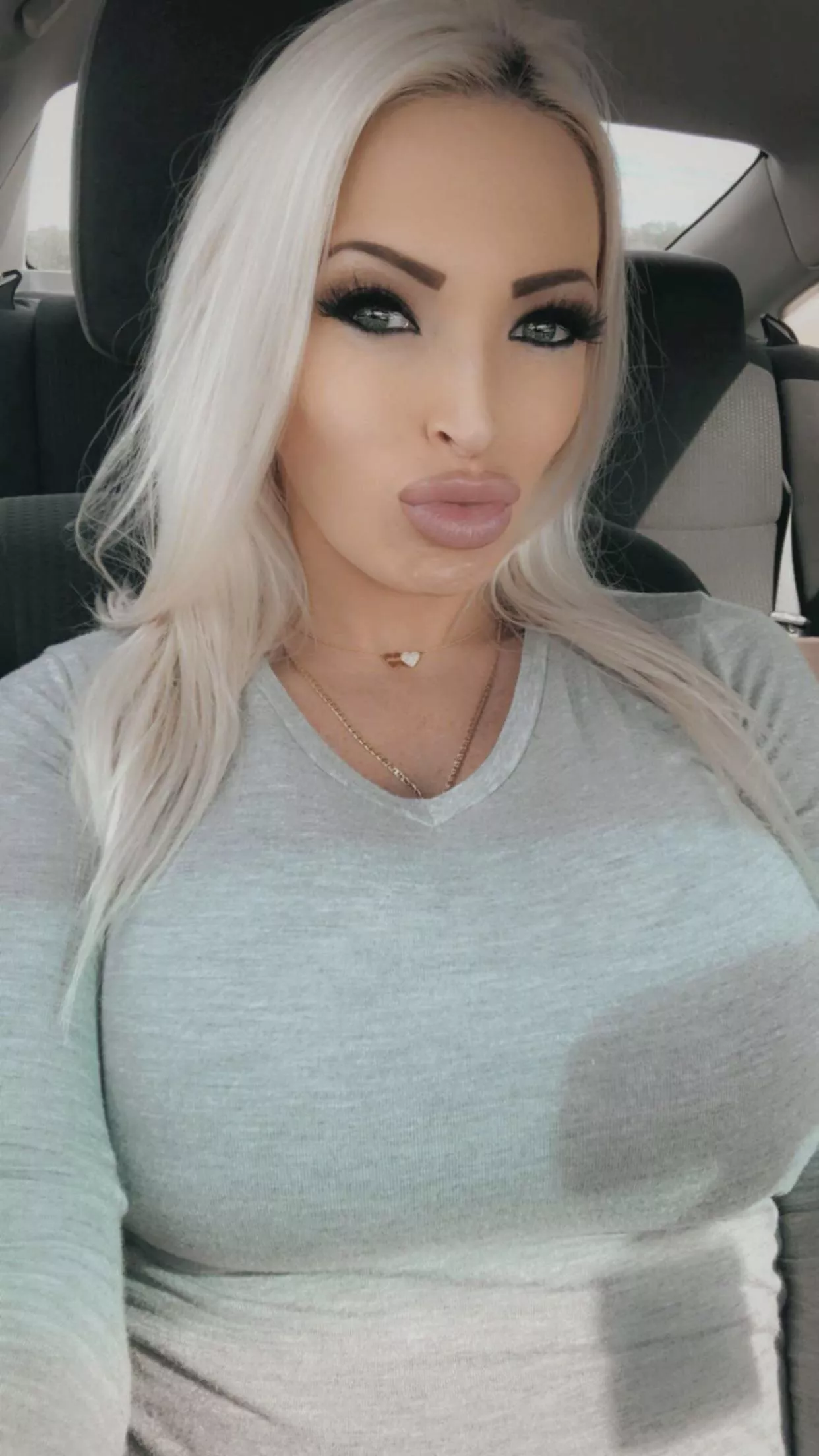 🤤😍😍 posted by bostonguy978420