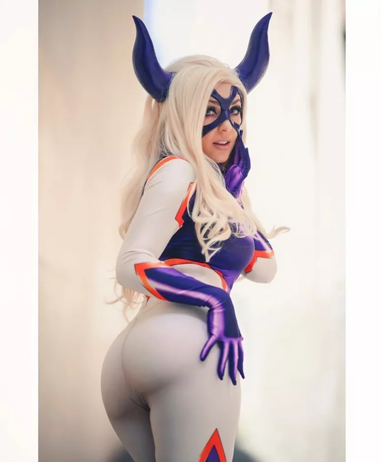 😈 posted by FeistySquirrel01