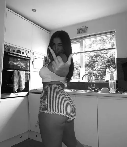 🍑🍑 by IrishLa225