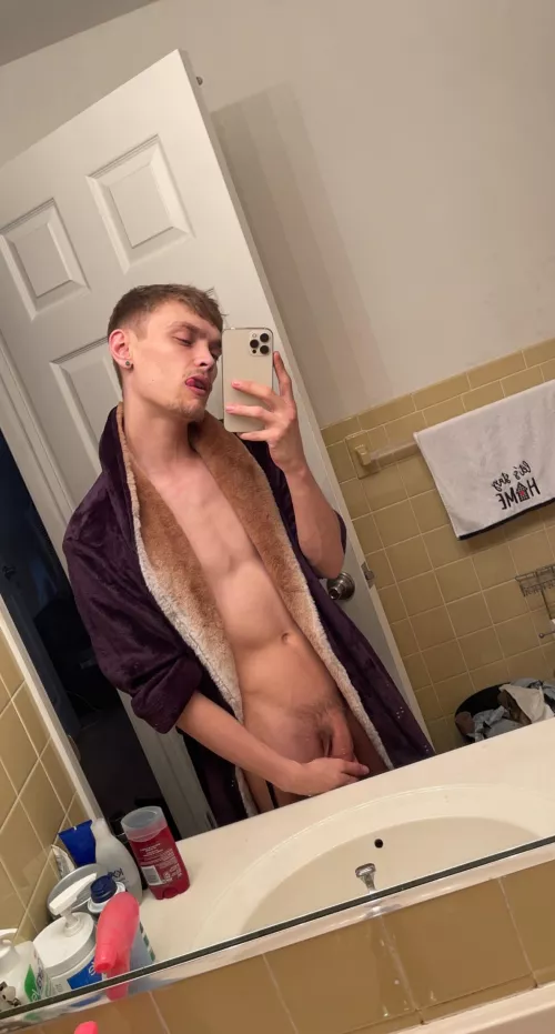 🤤🤤🥴 by Jamesflorian10