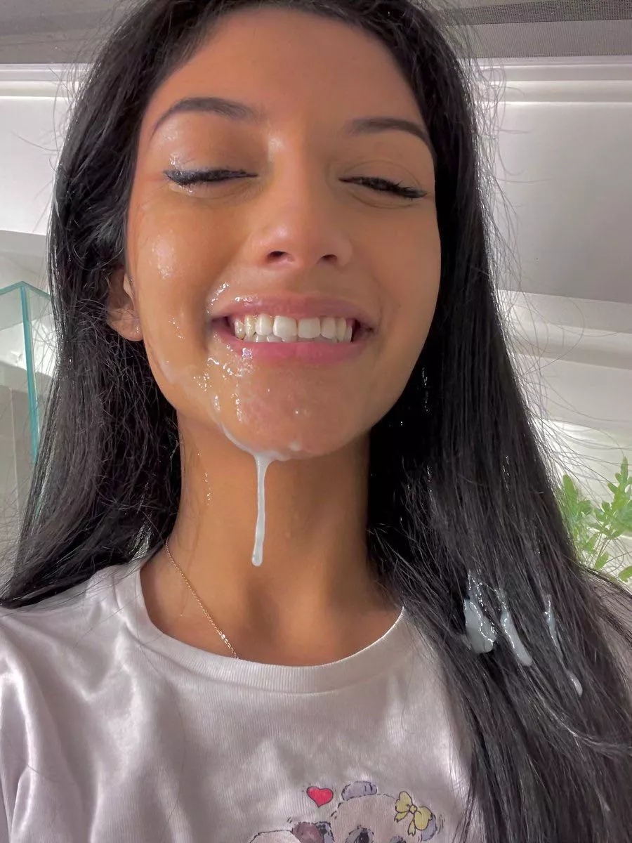 💦 posted by CatchMeLateAtNight