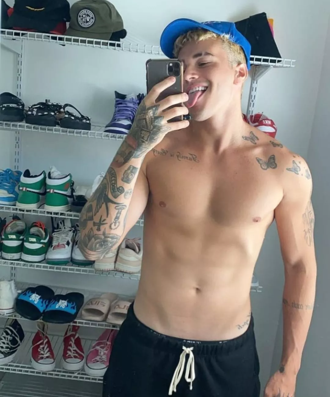 💙 posted by bistomasto